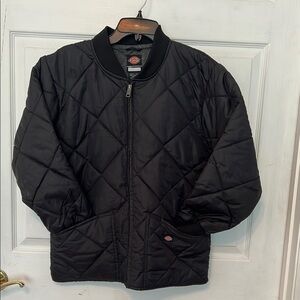 Dickies Black Quilted Puffer Jacket with Stand-Up Collar
